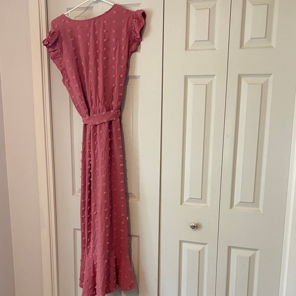 Elegant Pink Ruffle High-Low Dress - Picture 3 of 3